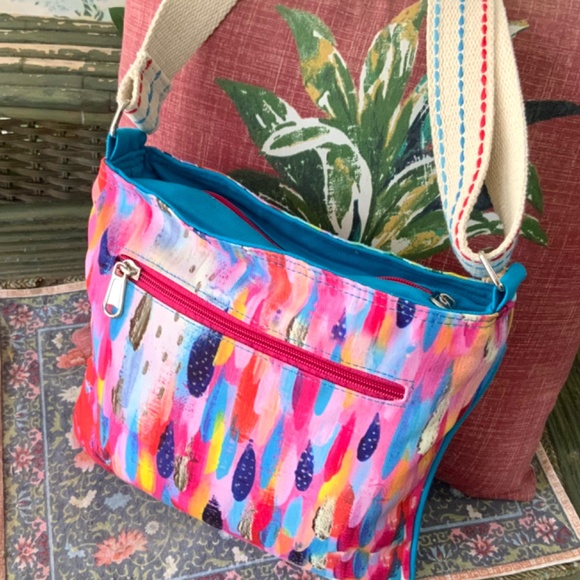 FLORAL MULTI COLOR SUMMER HANDBAG - CROSSBODY/SHOULDER BAG NWT “Art-to-Wear - Picture 6 of 15